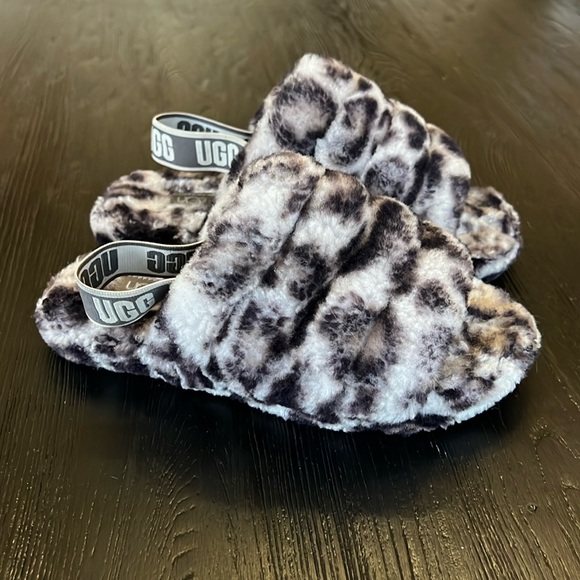 UGG Other - UGG Fluff Yeah Slides